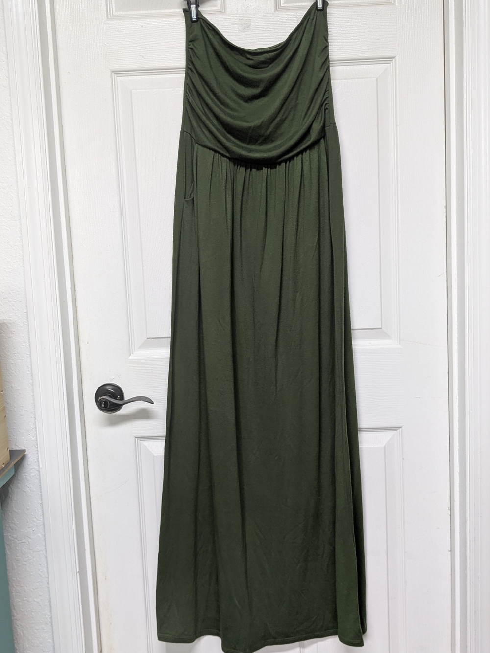 Zenana Outfitters Strapless Forest Green Maxi Dress size large